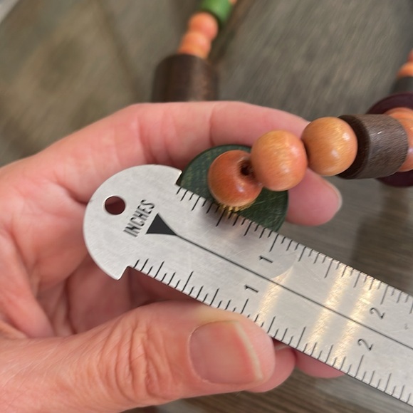 Vintage Chunky Beaded Wooden Necklace - Picture 11 of 16